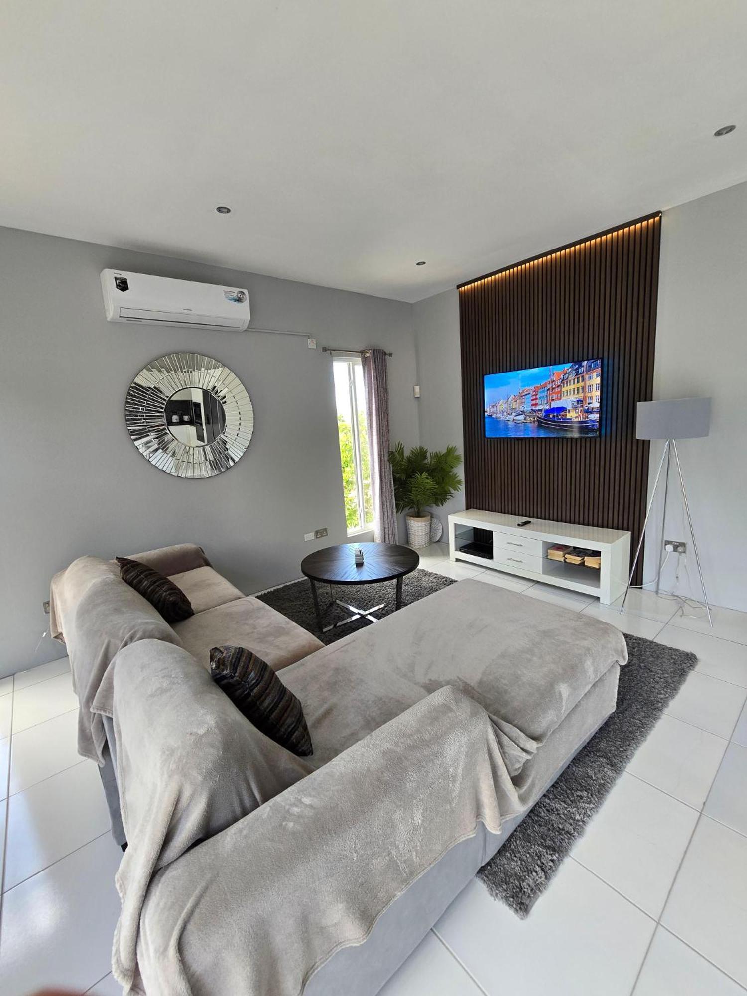Belle Luxury Apartments Гроз-Иле Экстерьер фото